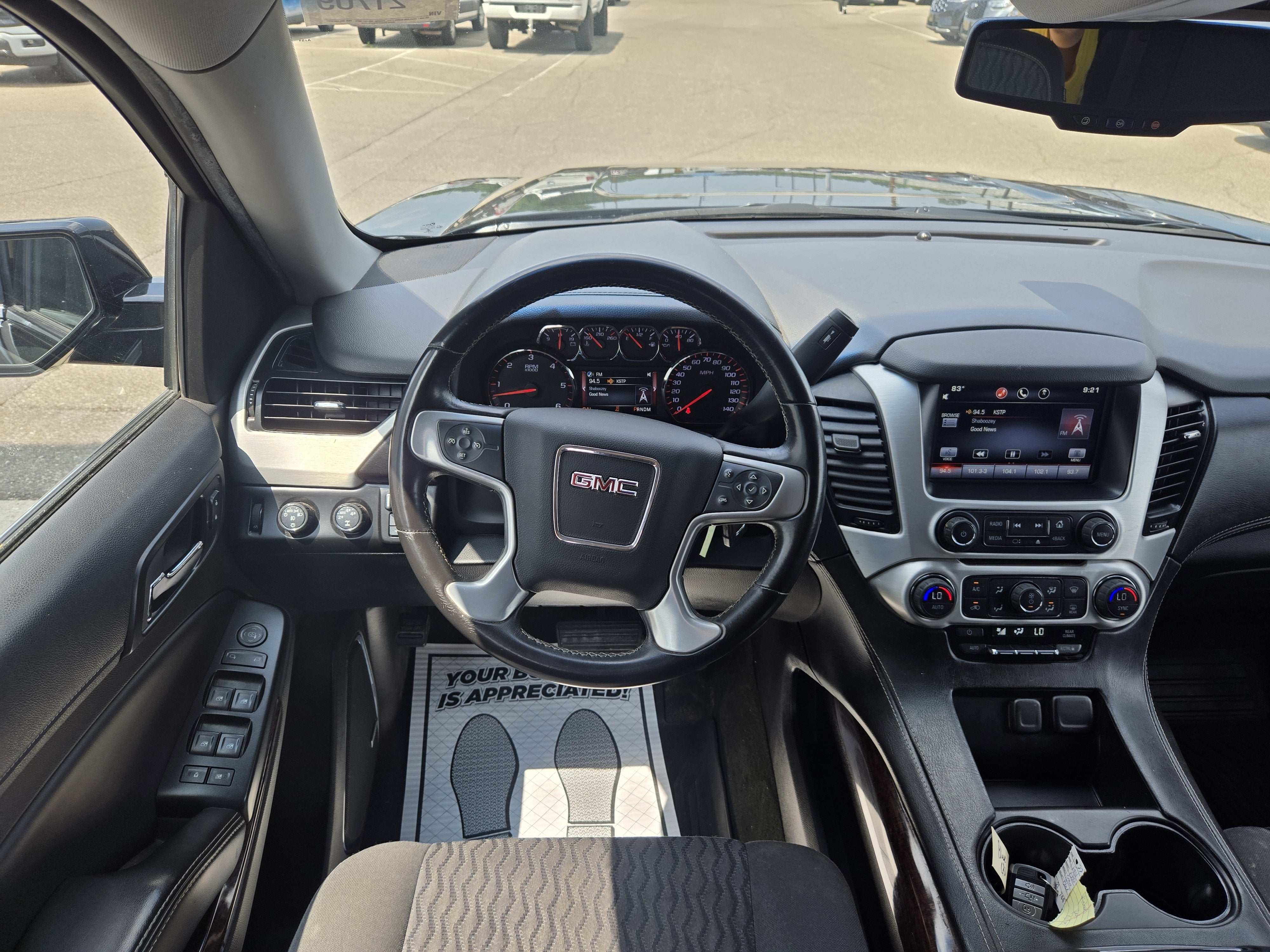 Used 2015 GMC Yukon XL SLE with VIN 1GKS2GKC0FR511820 for sale in Jordan, Minnesota