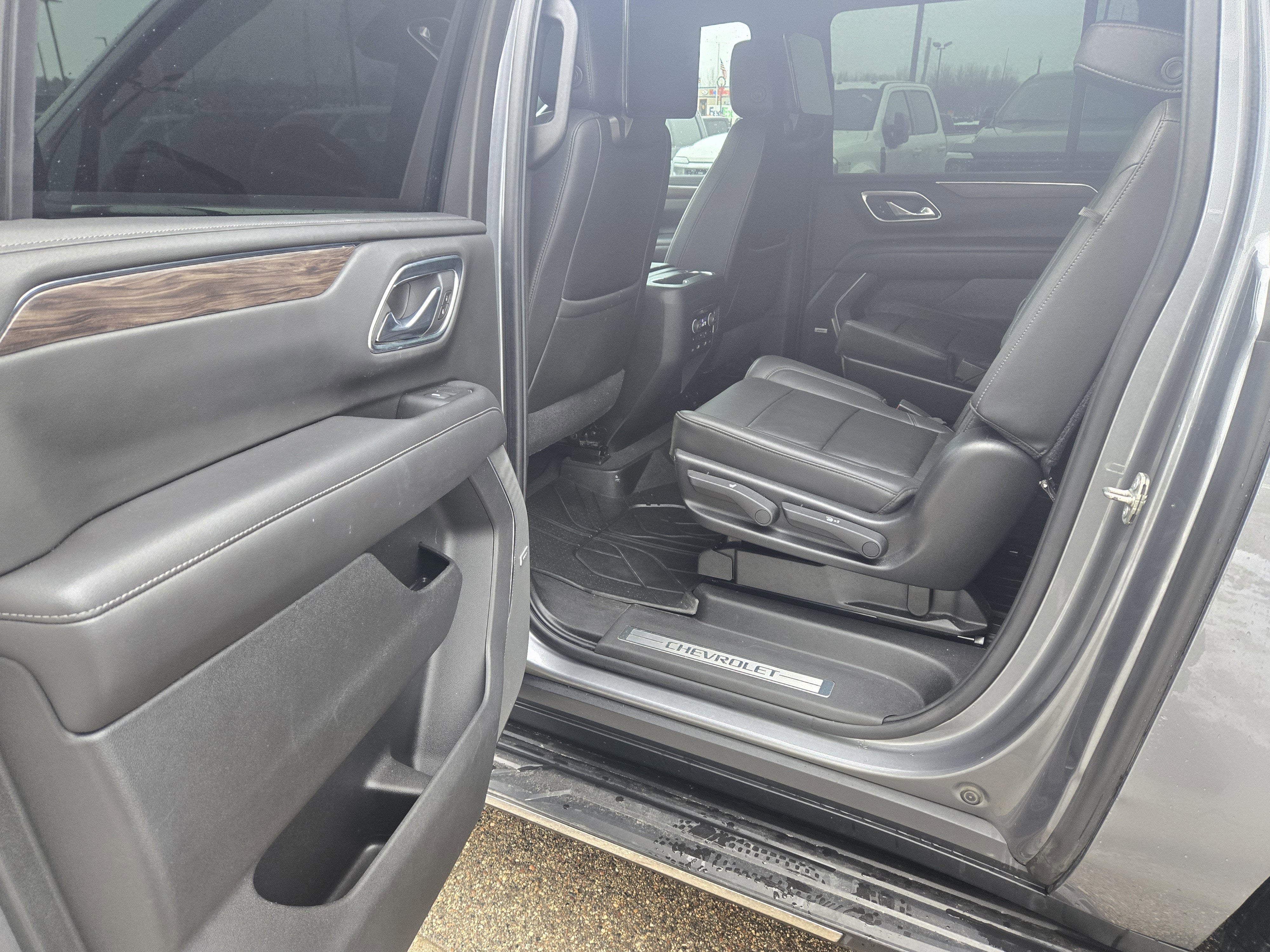 2021 Chevrolet Suburban LT