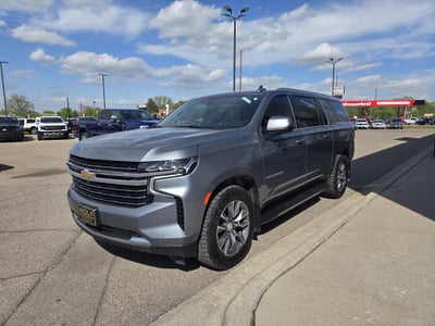 2022 Chevrolet Suburban LT