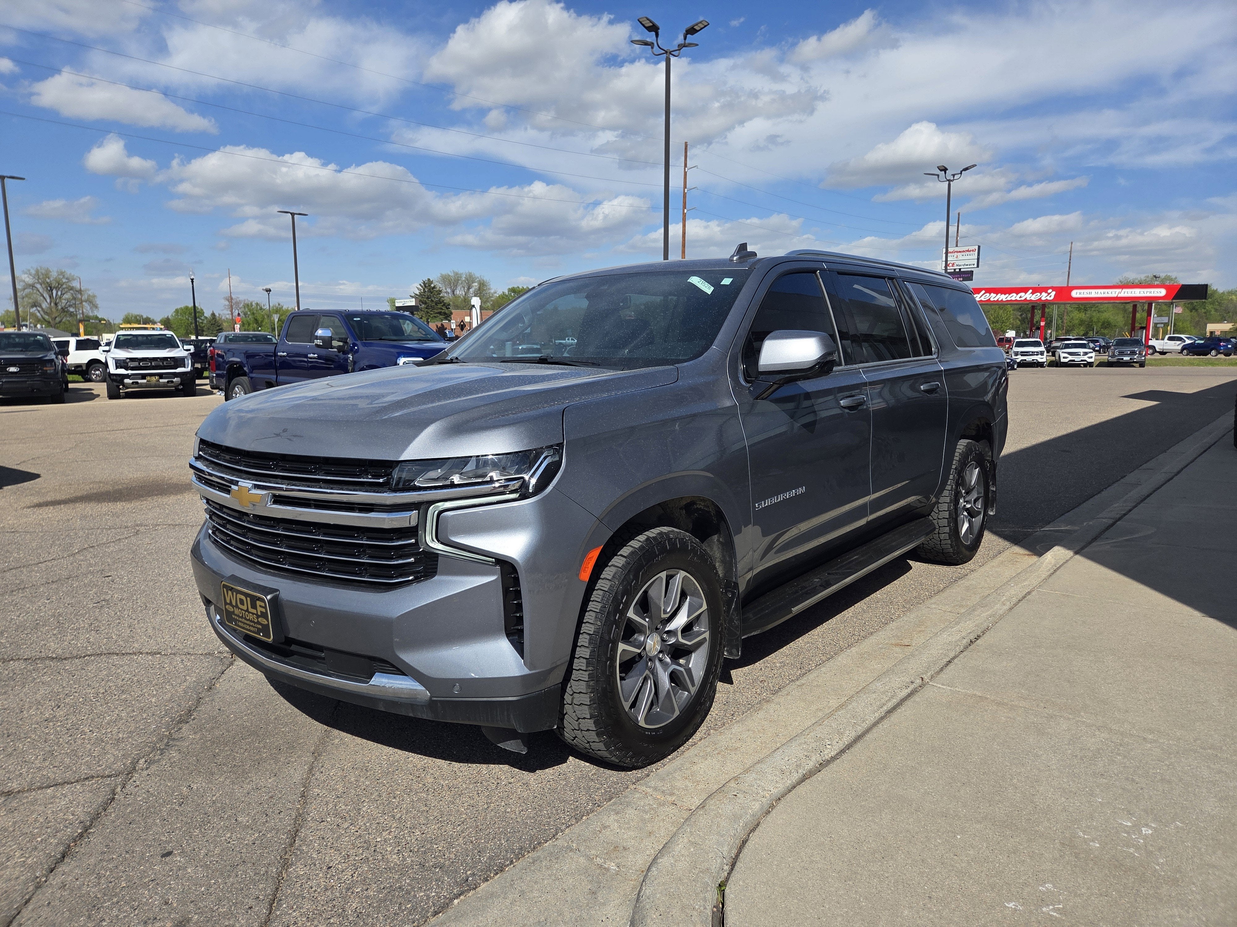 2022 Chevrolet Suburban LT