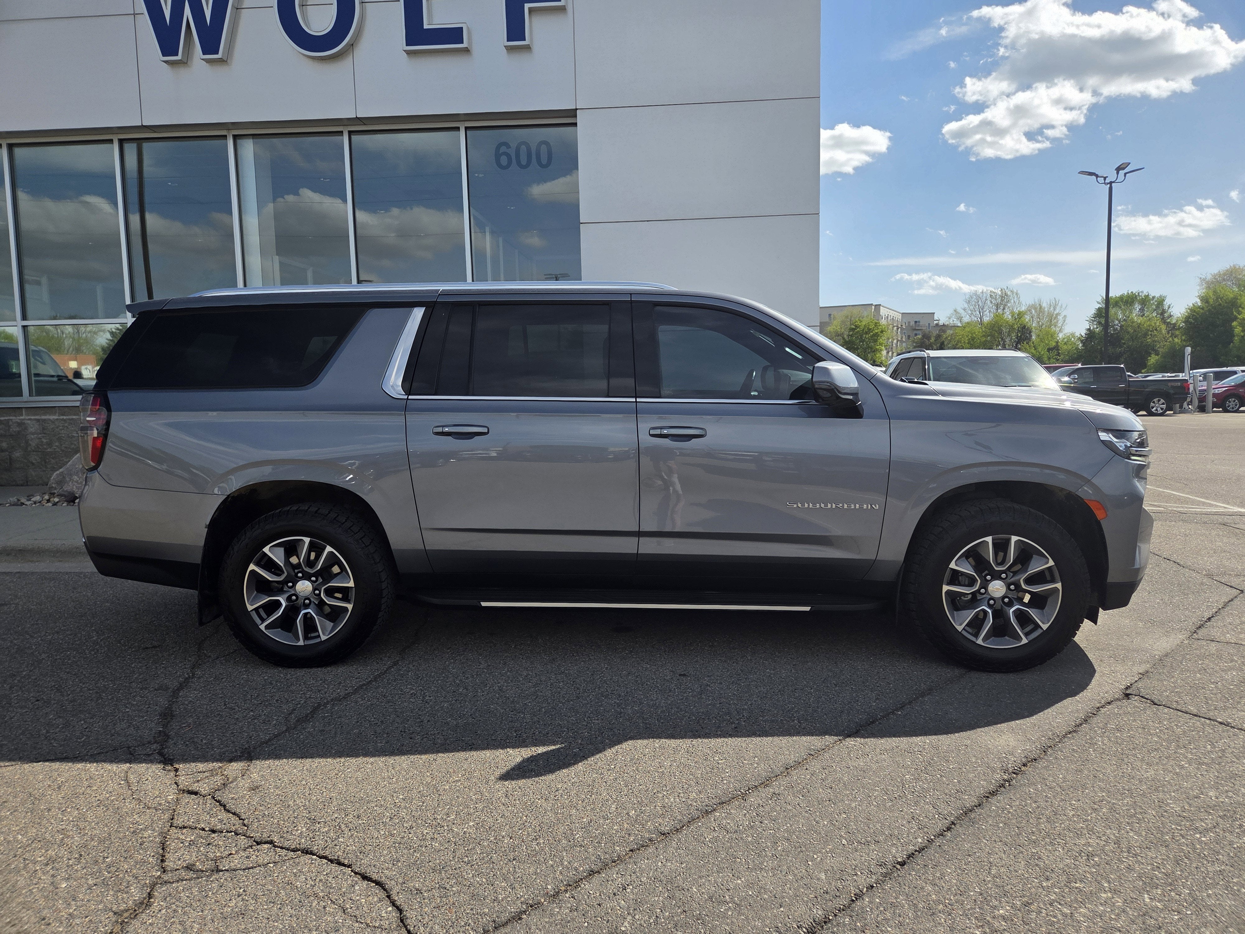 2022 Chevrolet Suburban LT