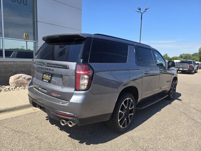 2022 Chevrolet Suburban RST