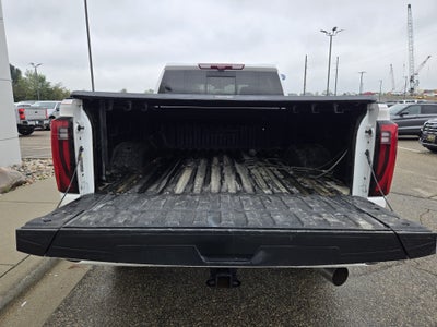2025 GMC Sierra 3500HD Denali