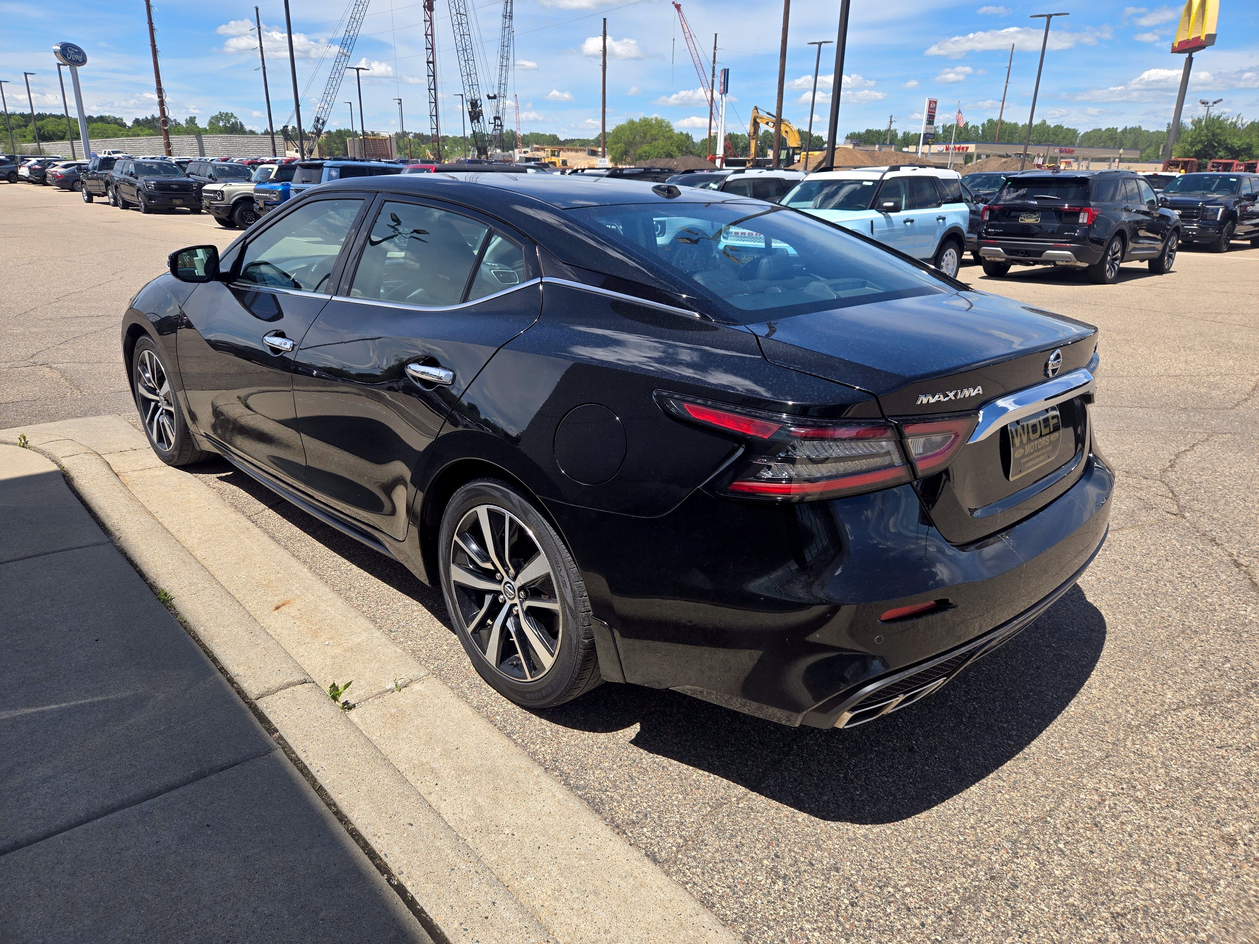2021 Nissan Maxima SV