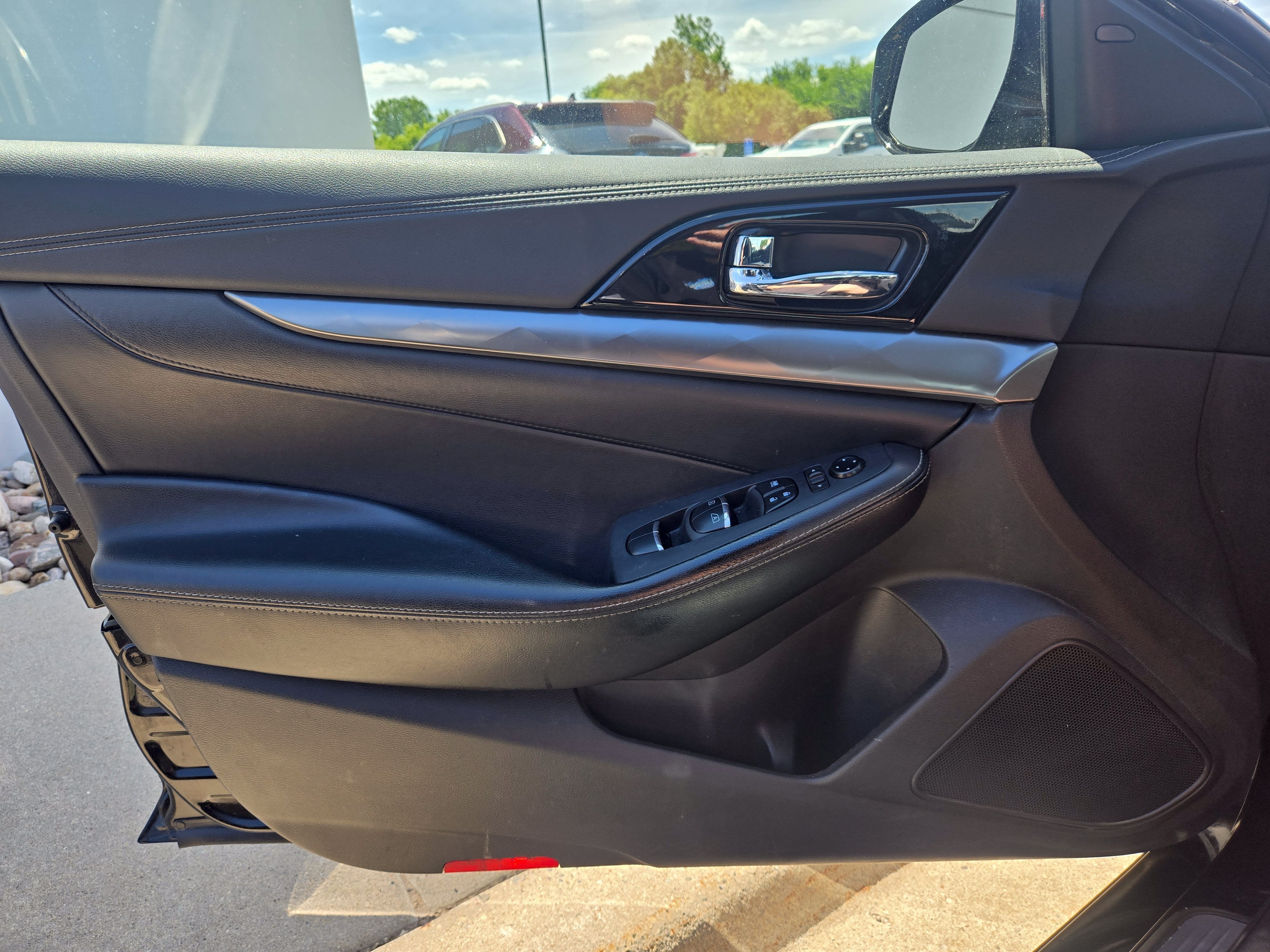 2021 Nissan Maxima SV