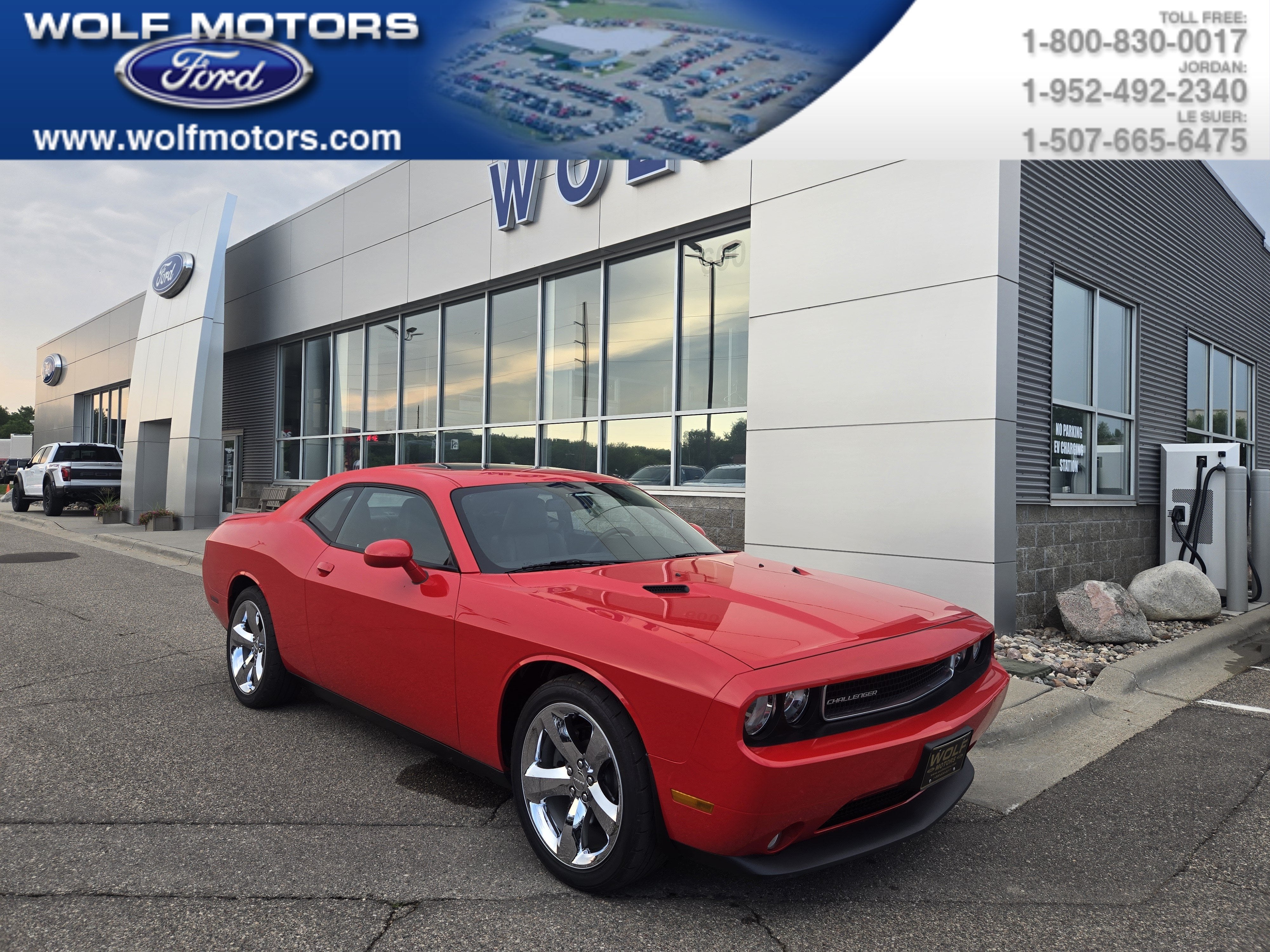 2014 Dodge Challenger SXT Plus