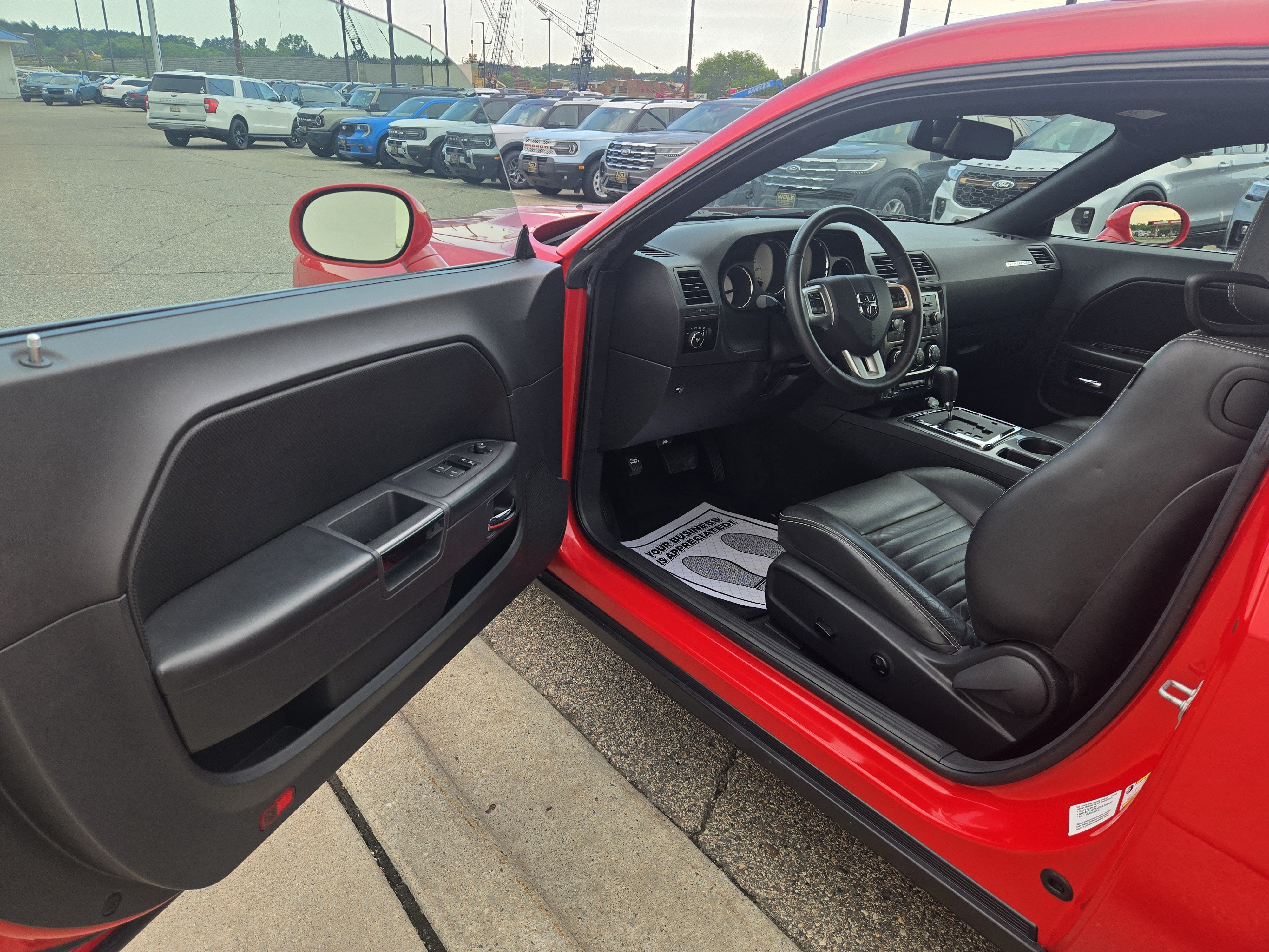 2014 Dodge Challenger SXT Plus