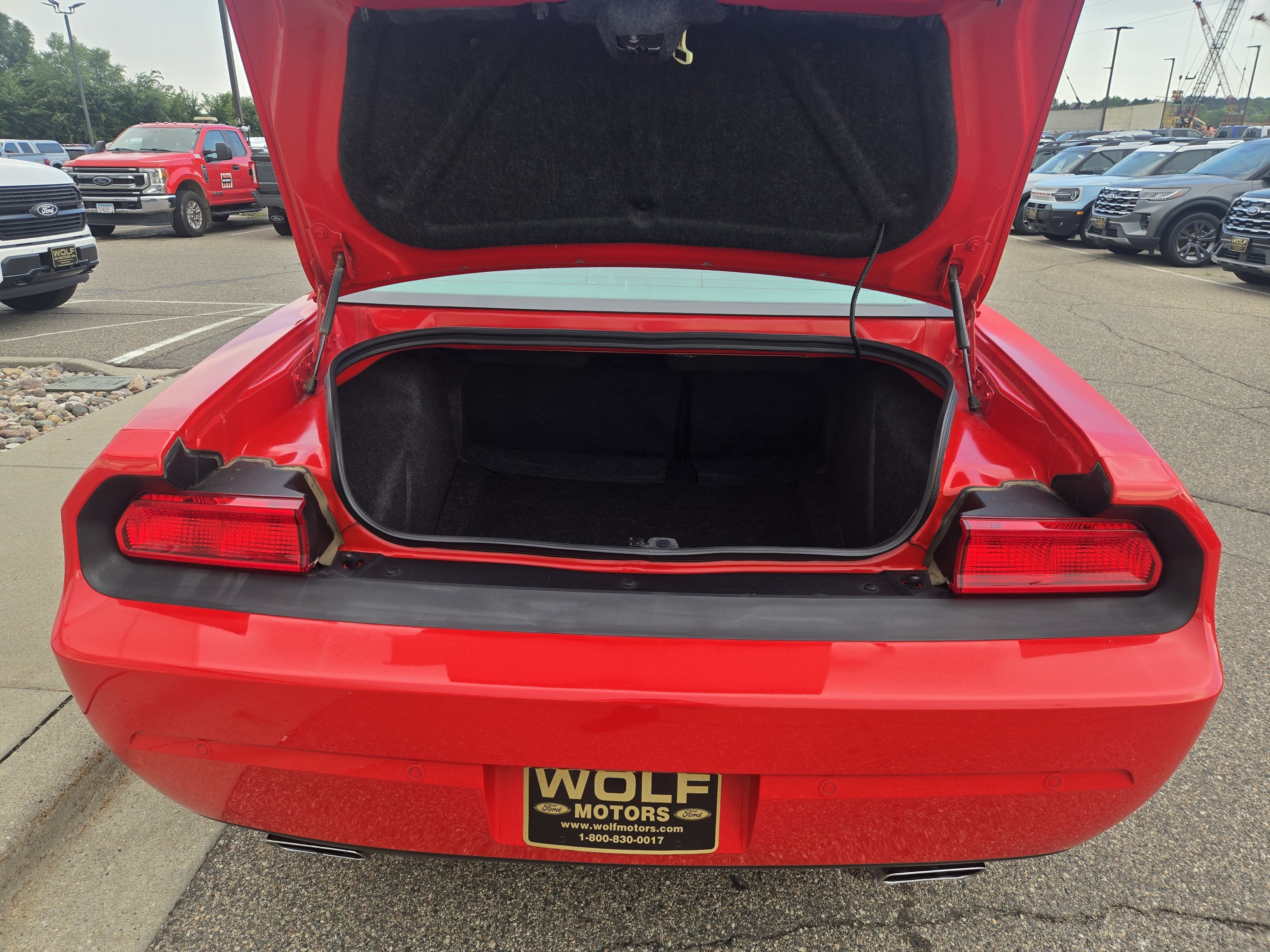 2014 Dodge Challenger SXT Plus