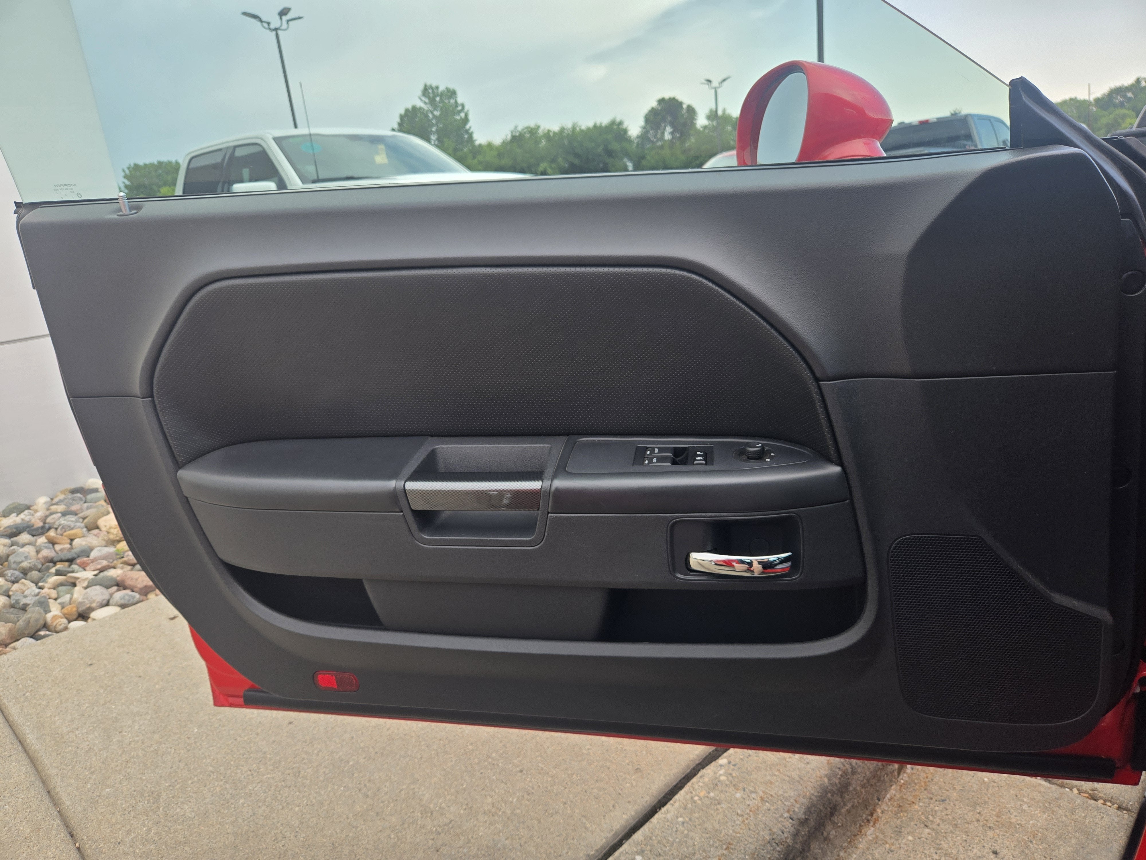 2014 Dodge Challenger SXT Plus