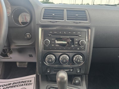 2014 Dodge Challenger SXT Plus