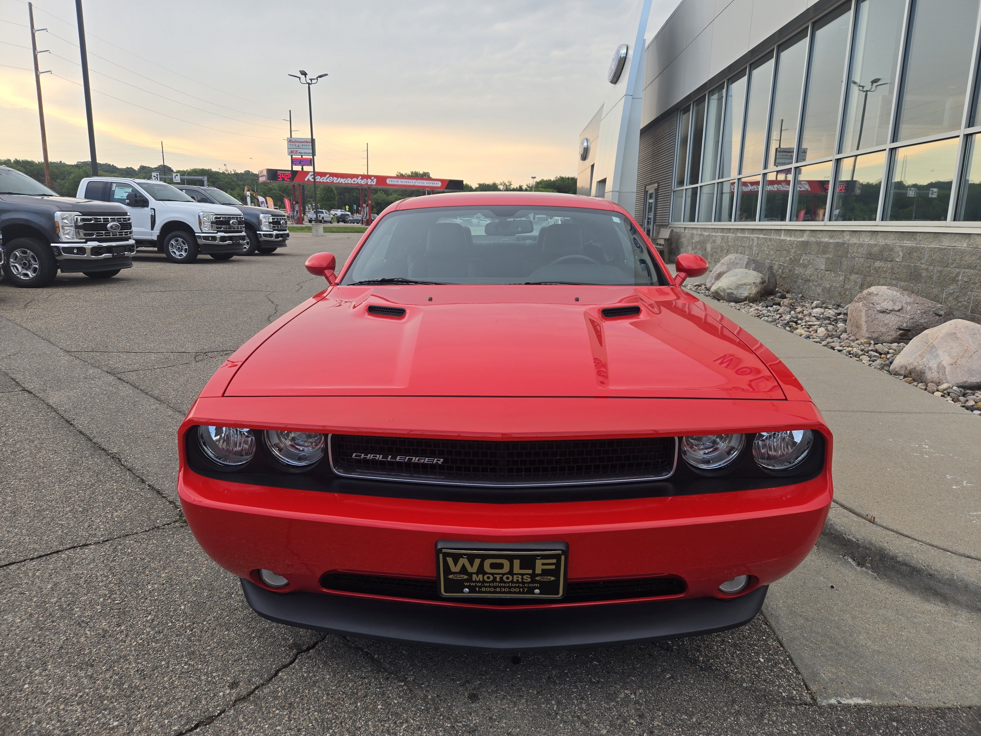 2014 Dodge Challenger SXT Plus