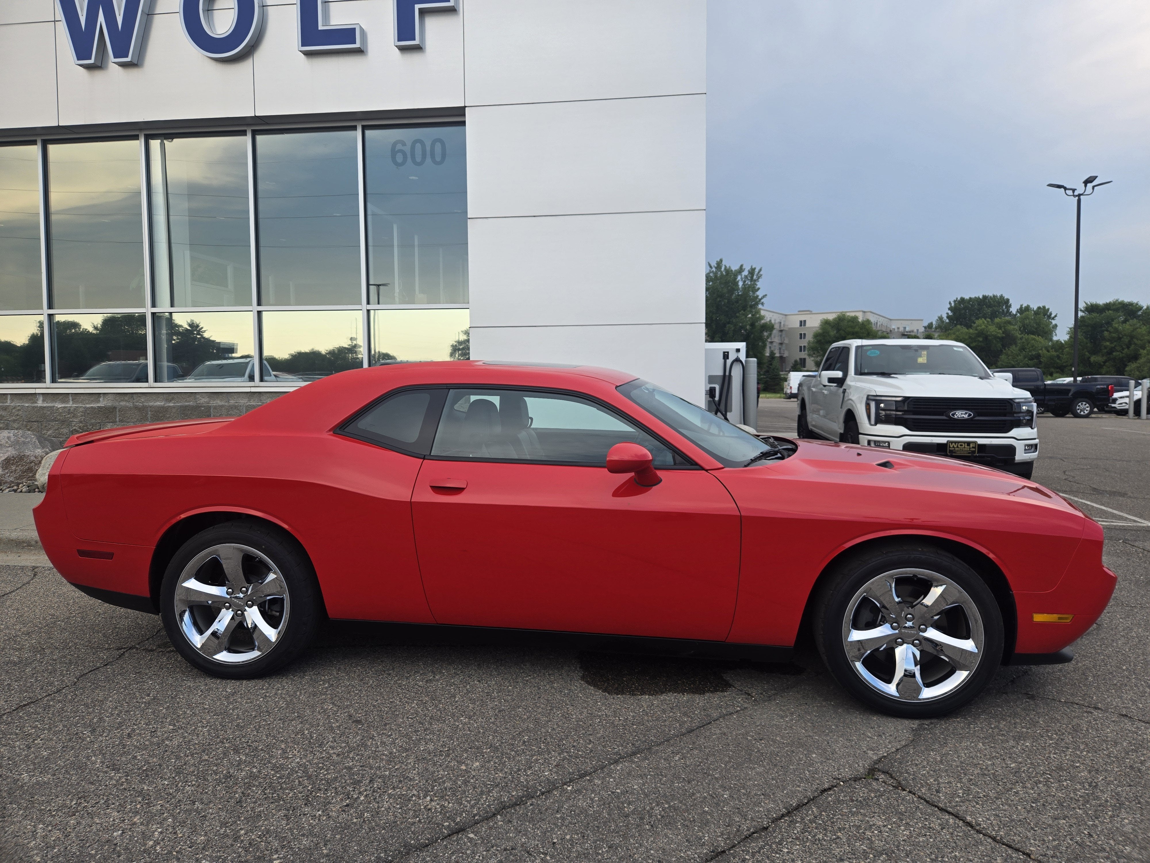 2014 Dodge Challenger SXT Plus