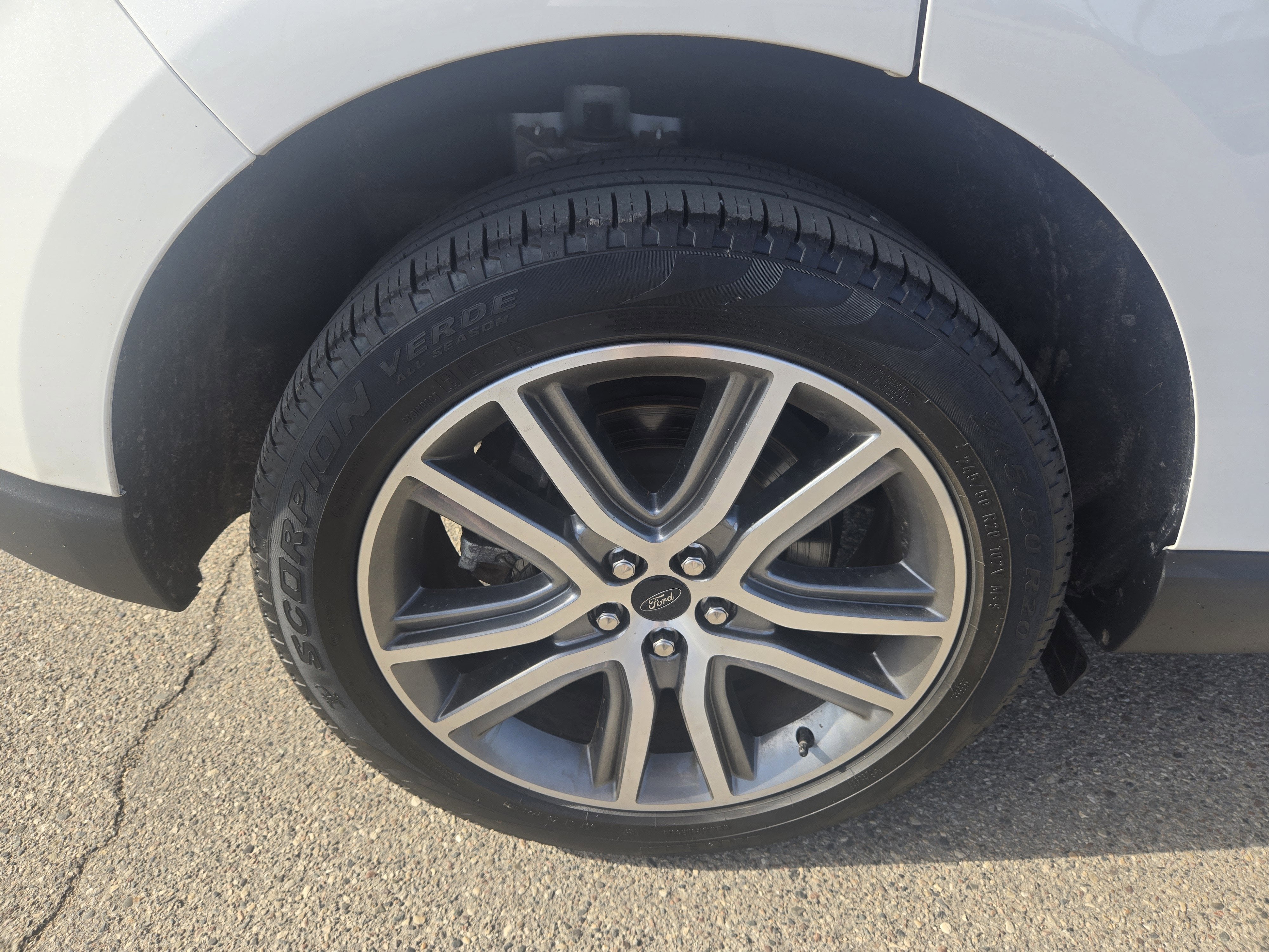 2024 Ford Edge Titanium