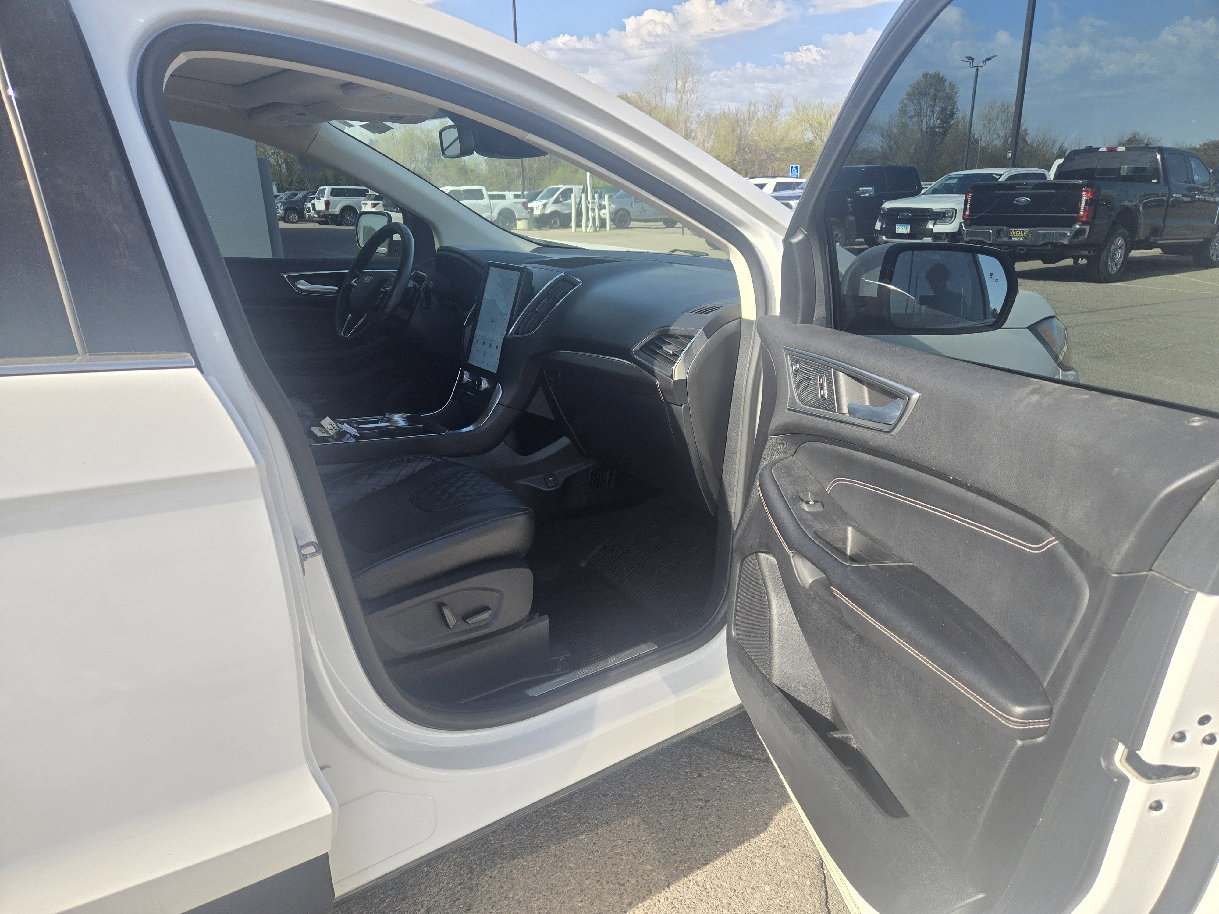 2024 Ford Edge Titanium