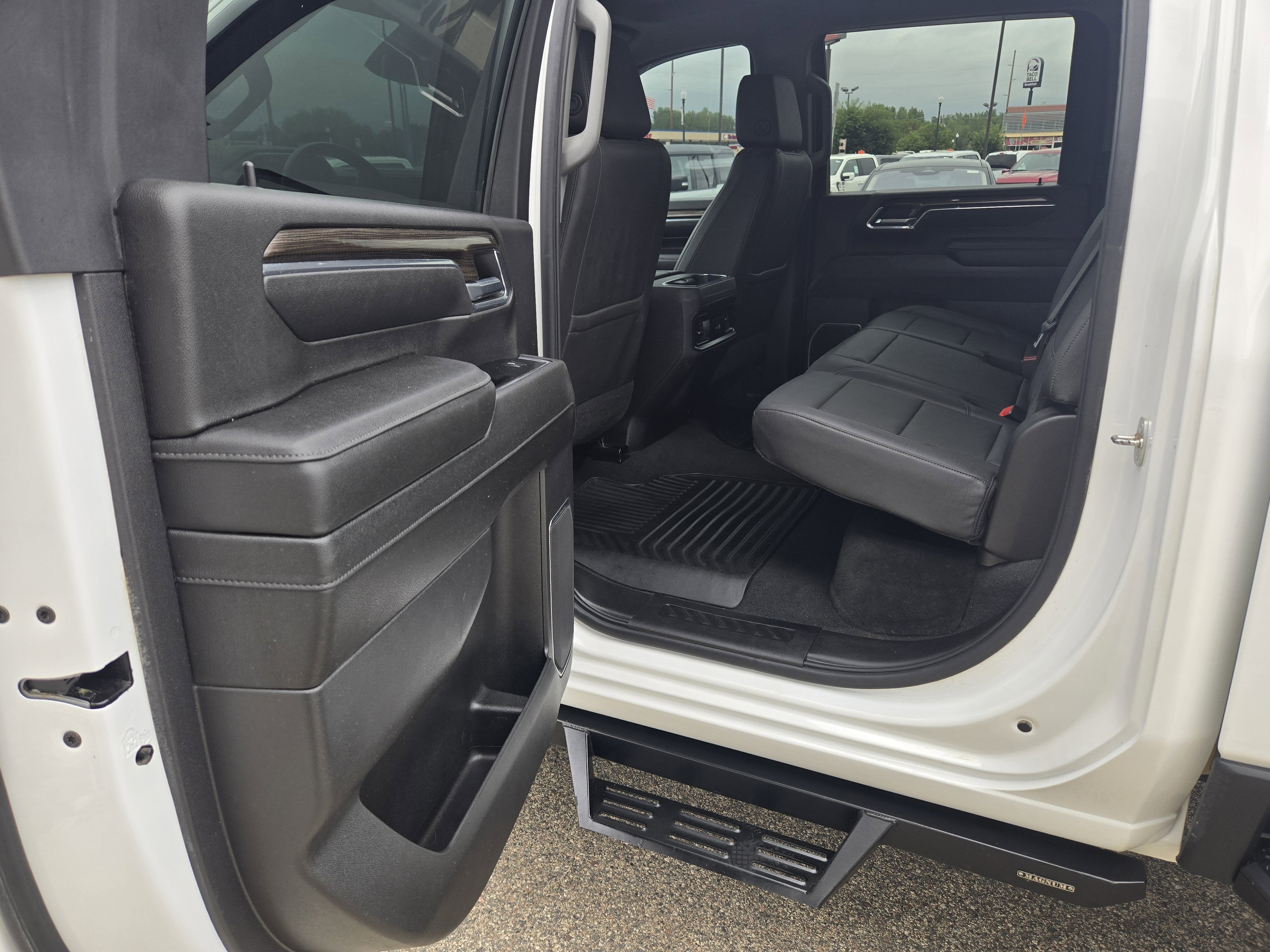 2024 Chevrolet Silverado 3500HD LT