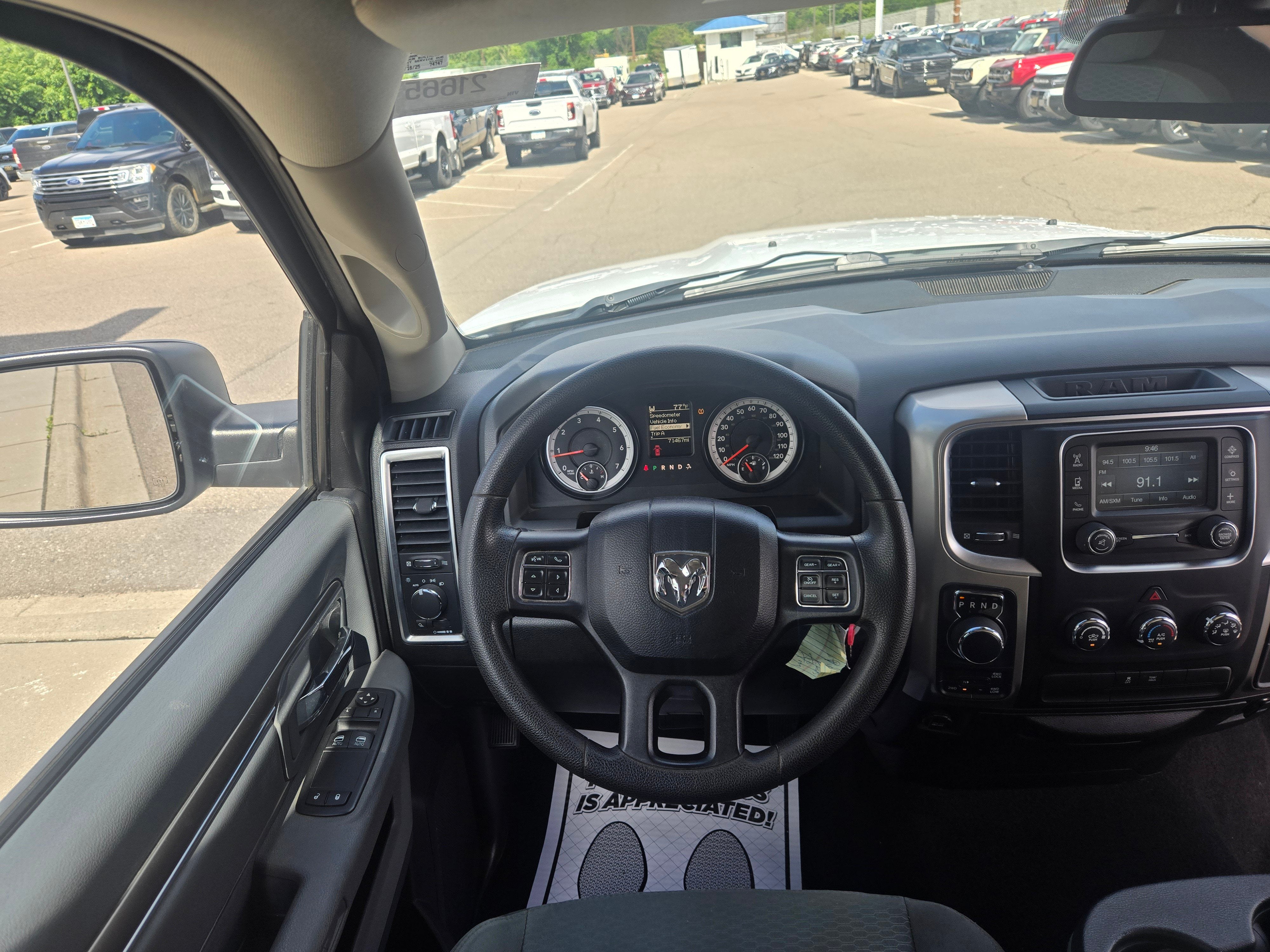 2015 RAM 1500 SLT