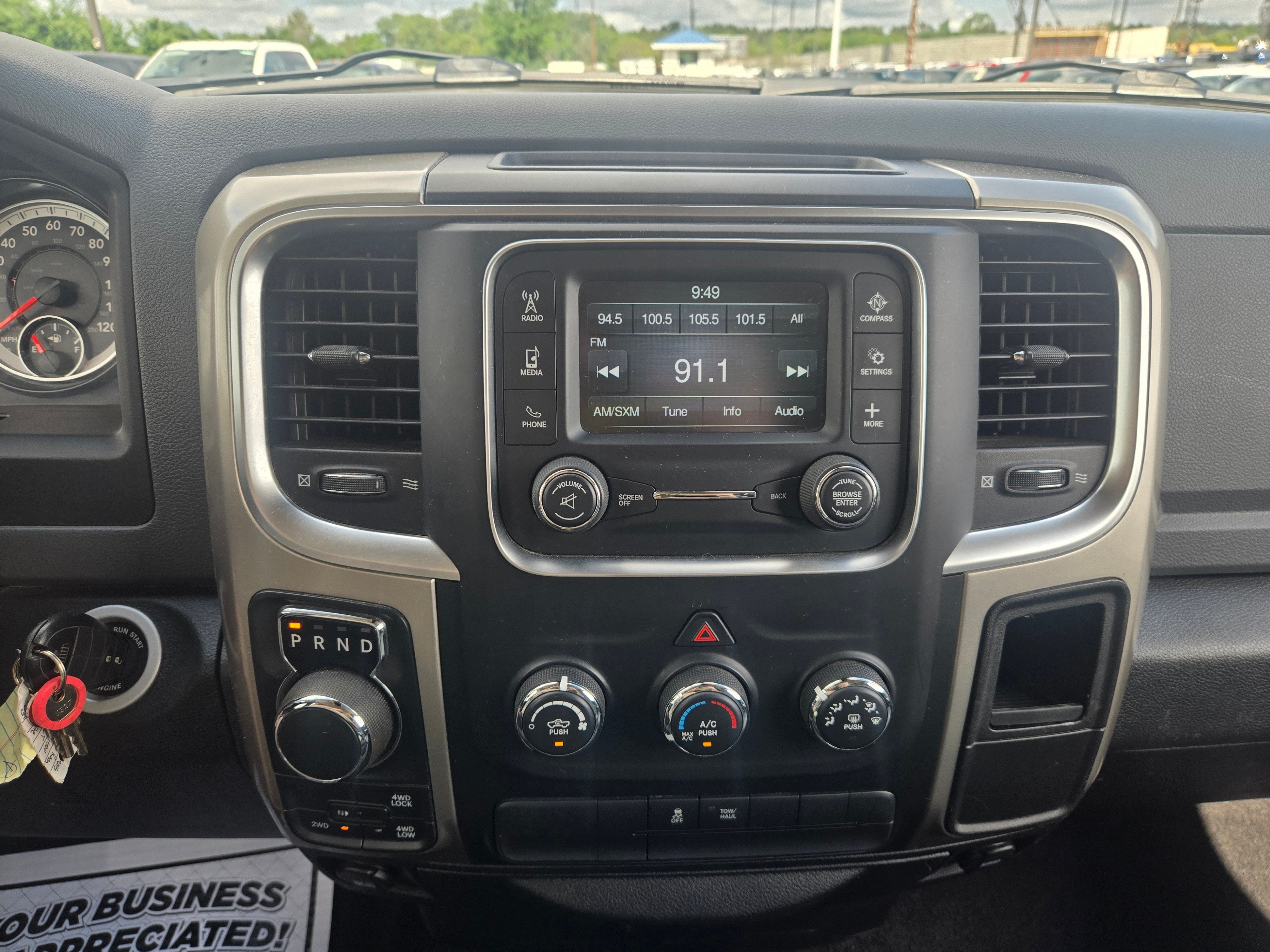 2015 RAM 1500 SLT