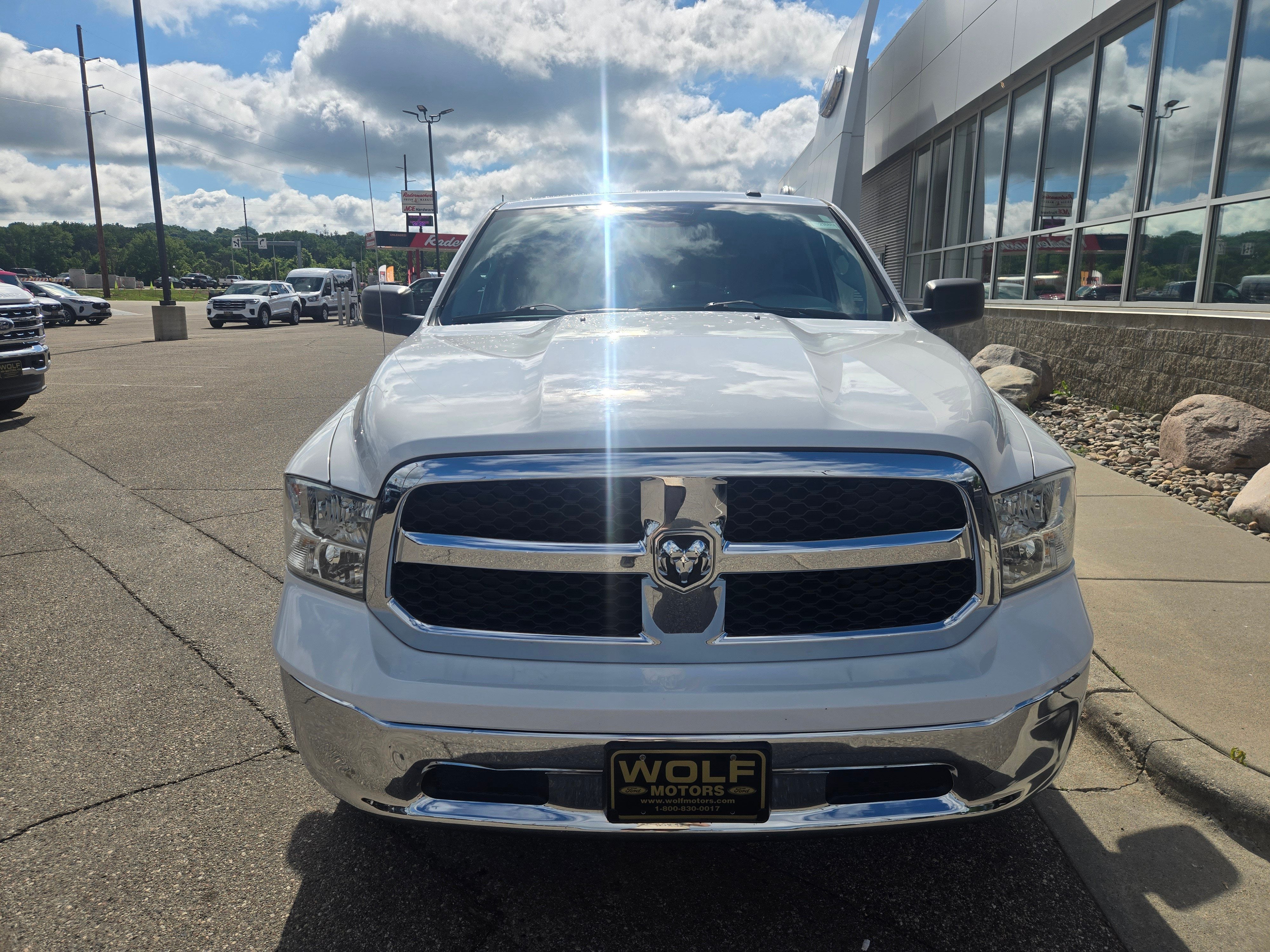 2015 RAM 1500 SLT