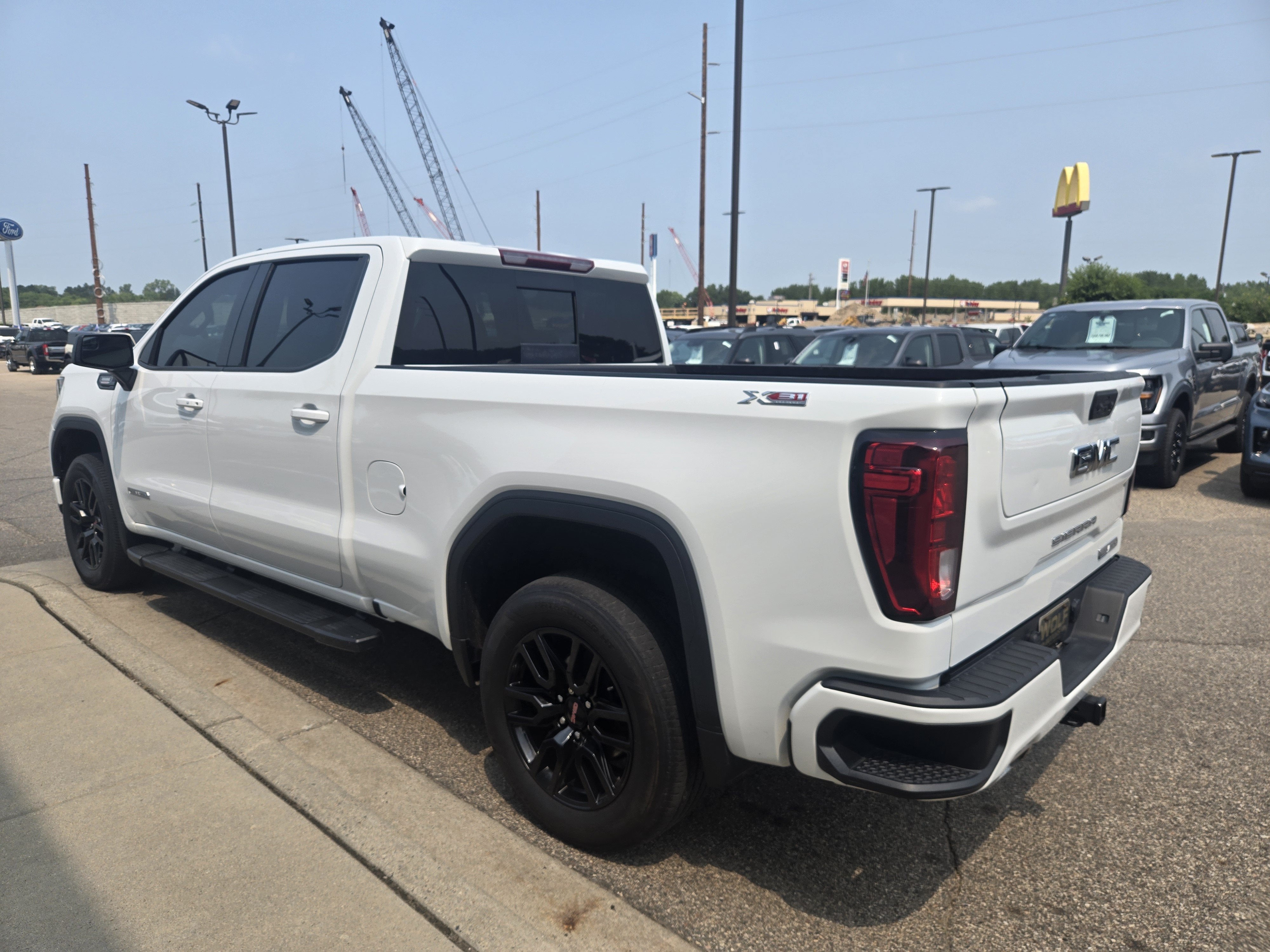 2022 GMC Sierra 1500 Elevation