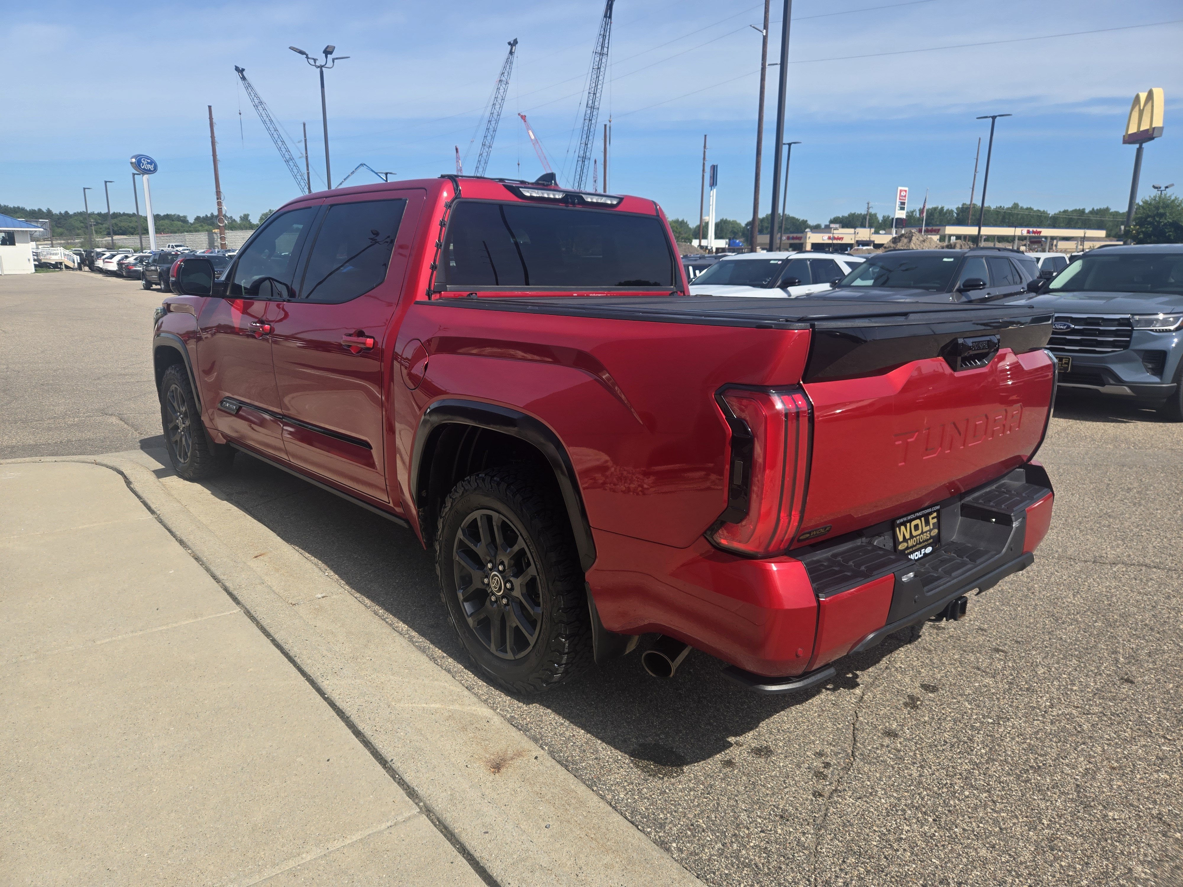2023 Toyota Tundra 4WD Platinum