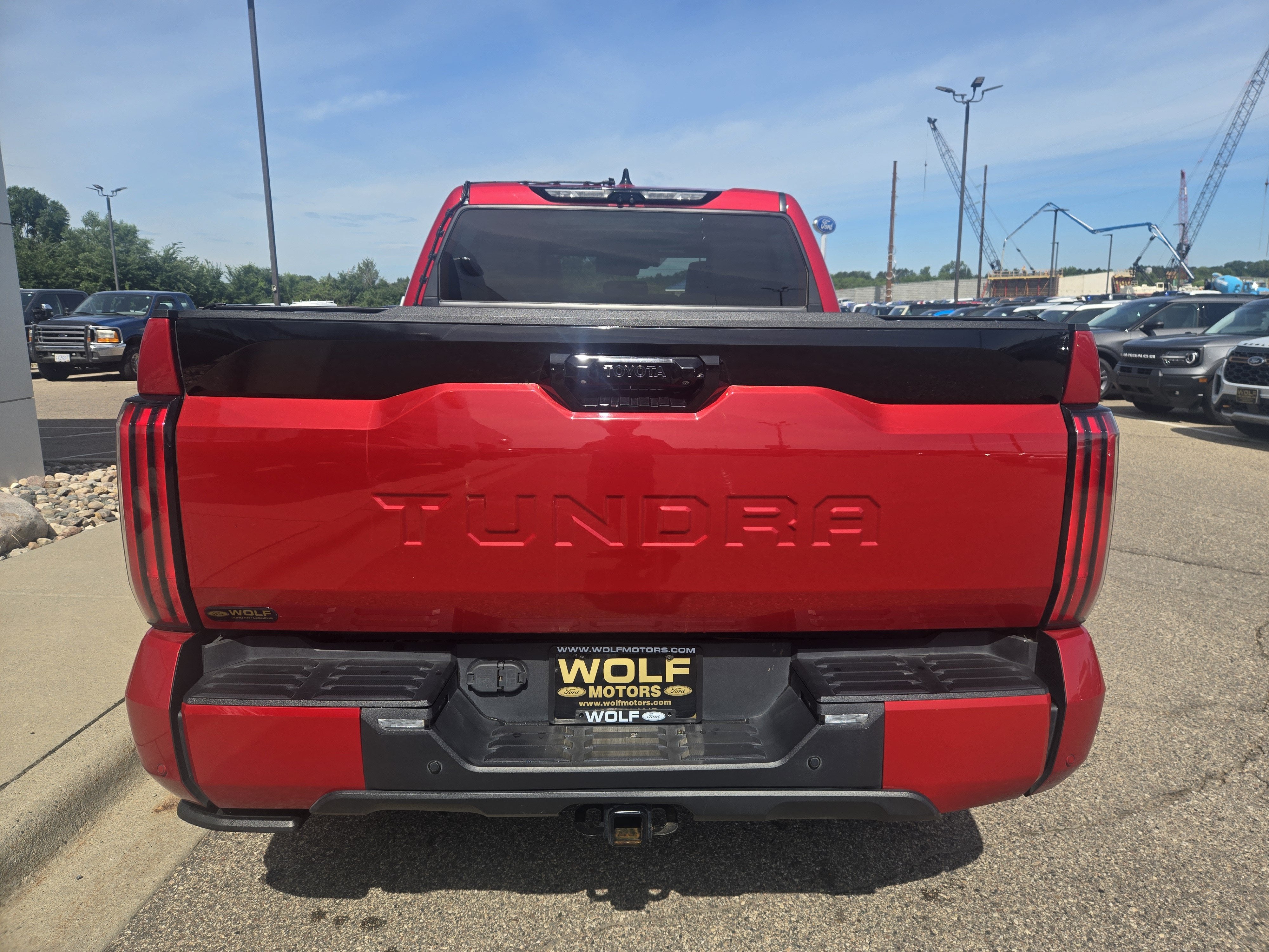 2023 Toyota Tundra 4WD Platinum