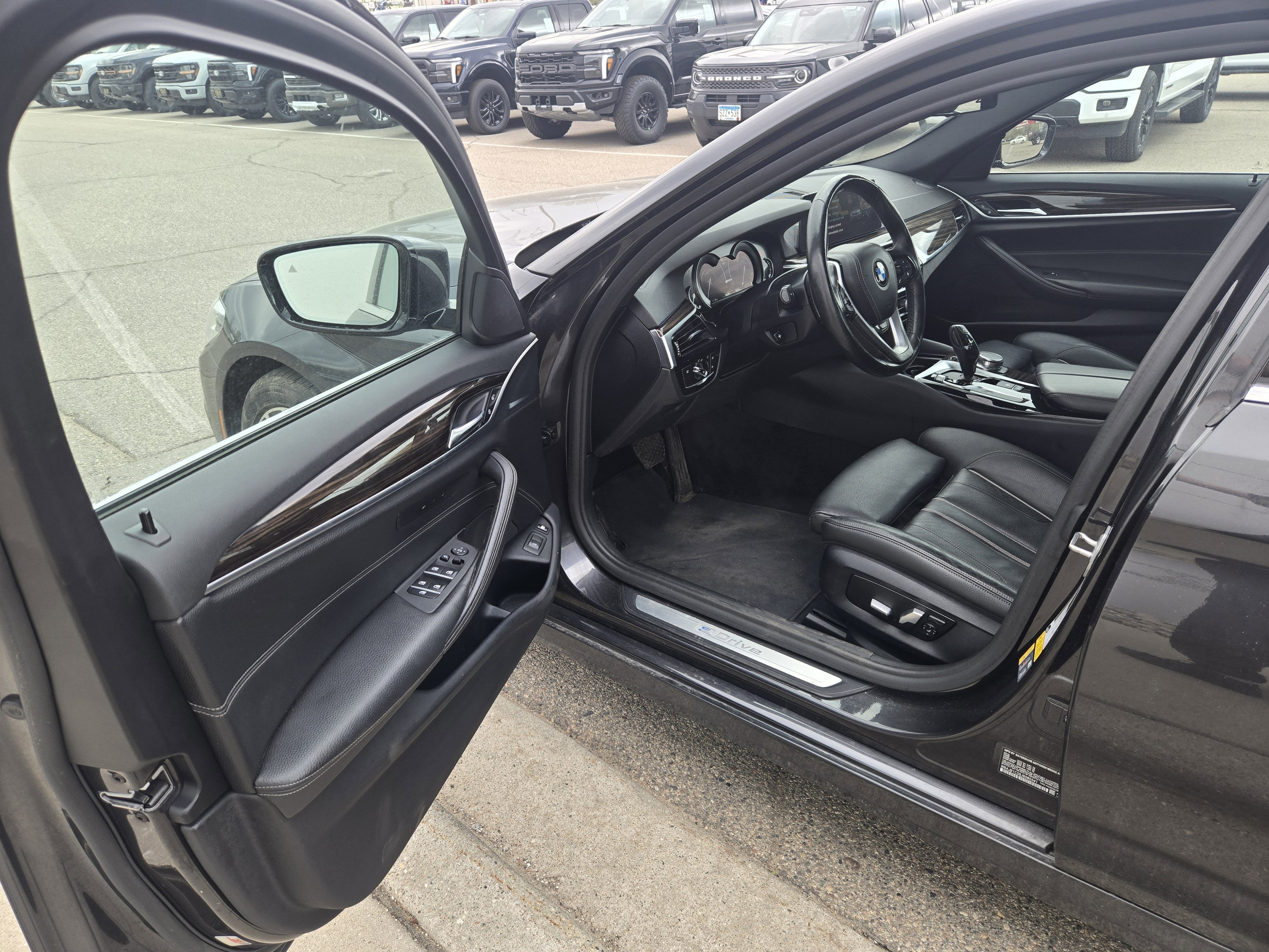 2018 BMW 5 Series 530e xDrive iPerformance