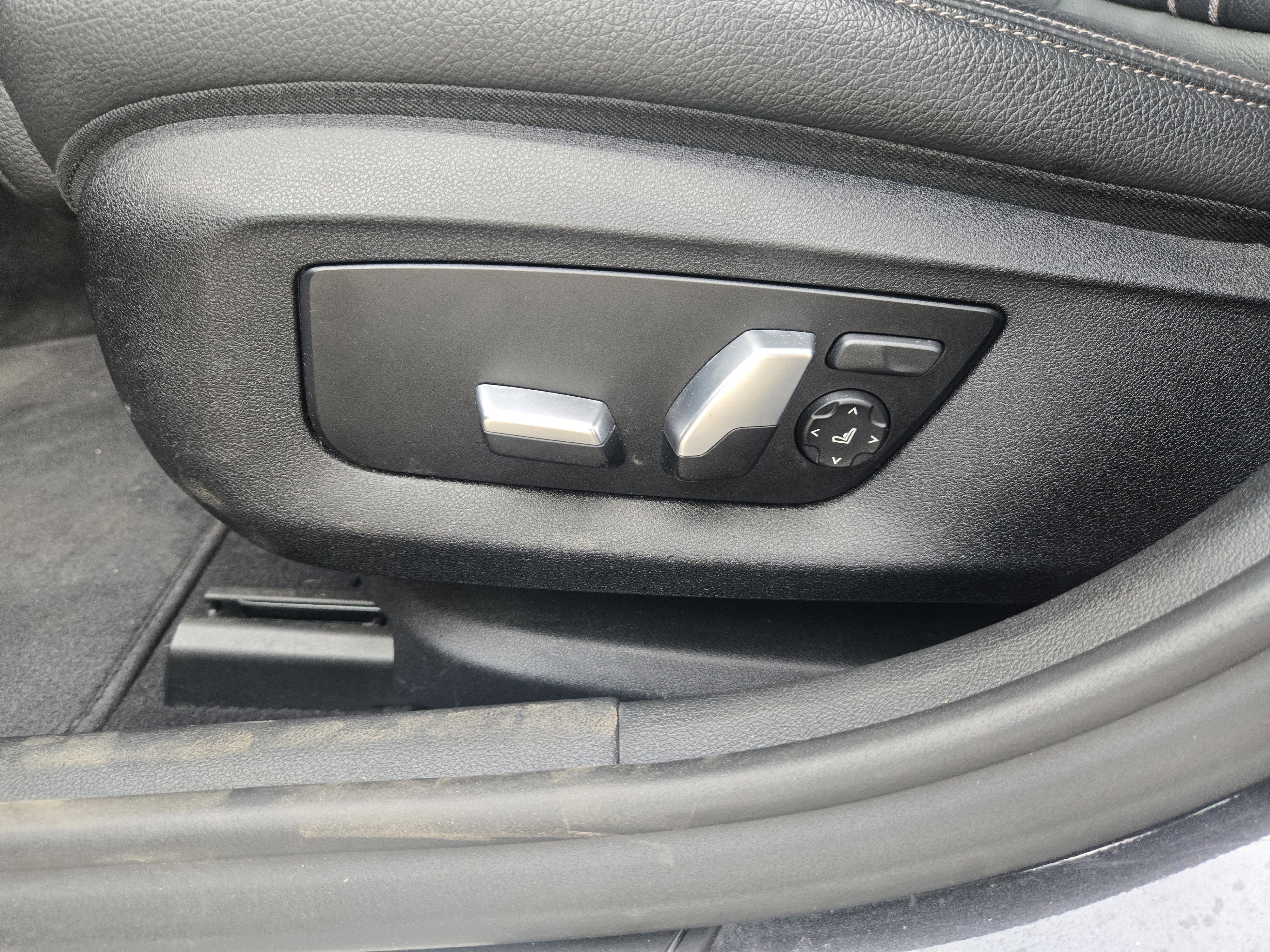 2018 BMW 5 Series 530e xDrive iPerformance