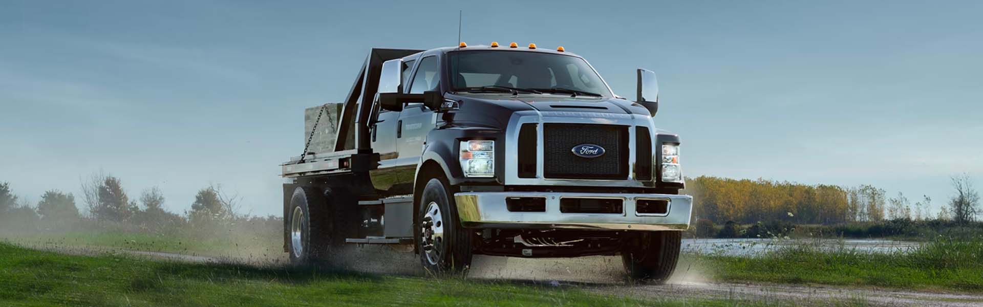 We are your commercial truck center - Wolf Motors